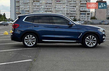 Позашляховик / Кросовер BMW X3 2018 в 
