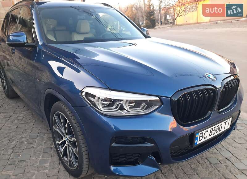 Внедорожник / Кроссовер BMW X3 2021 в 