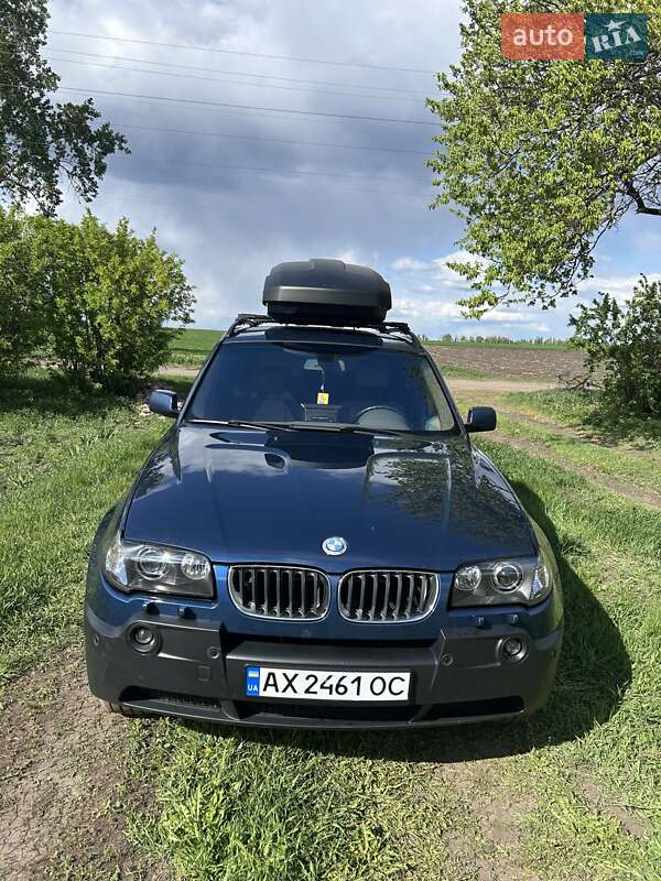 Позашляховик / Кросовер BMW X3 2004 в 