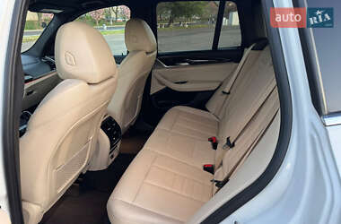 Внедорожник / Кроссовер BMW X3 2021 в 