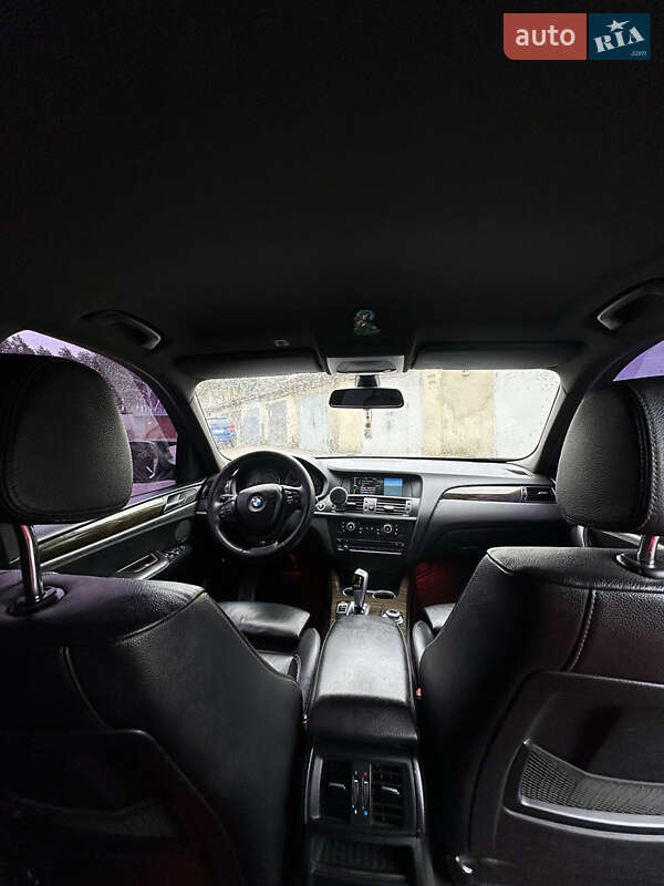 Внедорожник / Кроссовер BMW X3 2011 в Нетешине