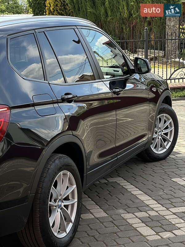 Внедорожник / Кроссовер BMW X3 2014 в Самборе
