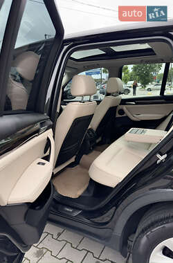 Внедорожник / Кроссовер BMW X3 2013 в 