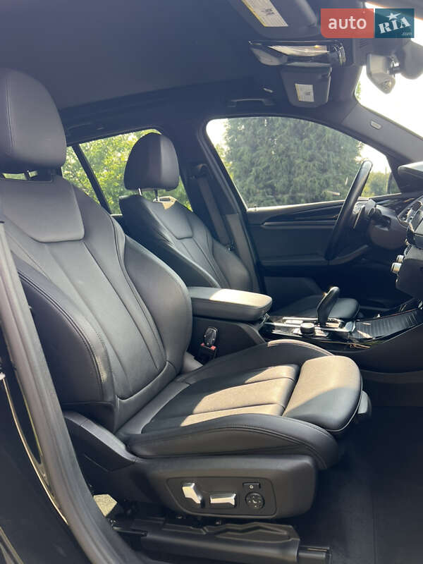 Внедорожник / Кроссовер BMW X3 2019 в Черкассах