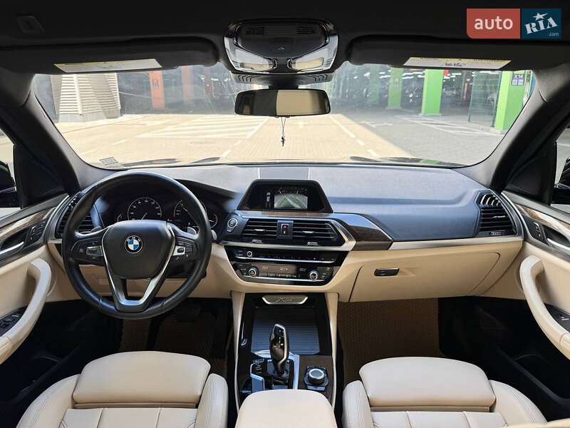 Внедорожник / Кроссовер BMW X3 2018 в Киеве