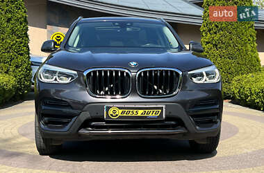 Позашляховик / Кросовер BMW X3 2018 в 