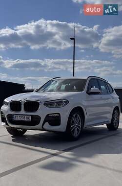 Внедорожник / Кроссовер BMW X3 2018 в 