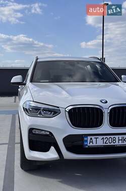 Внедорожник / Кроссовер BMW X3 2018 в 