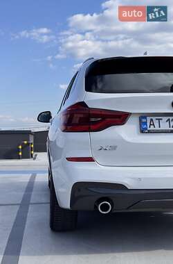 Внедорожник / Кроссовер BMW X3 2018 в 
