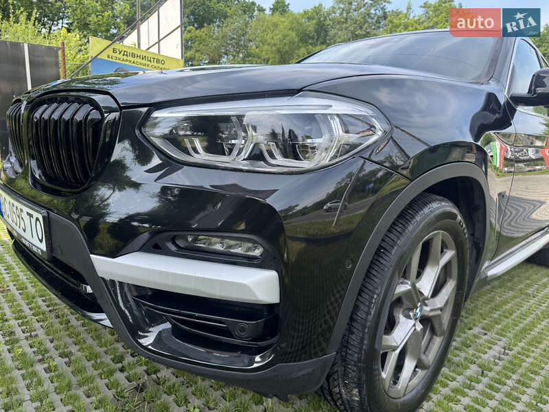 Внедорожник / Кроссовер BMW X3 2020 в Львове