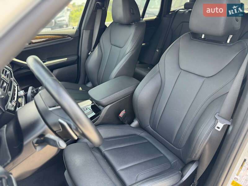 Внедорожник / Кроссовер BMW X3 2020 в Тернополе