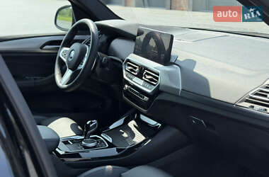 Внедорожник / Кроссовер BMW X3 2022 в 