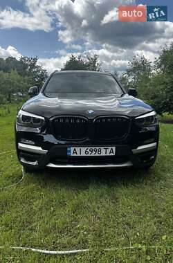 Внедорожник / Кроссовер BMW X3 2019 в 