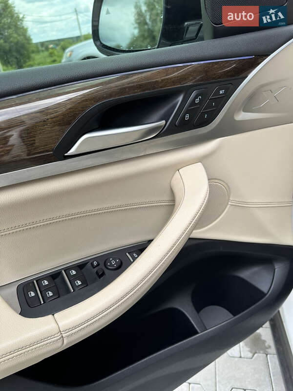Позашляховик / Кросовер BMW X3 2019 в Ірпені