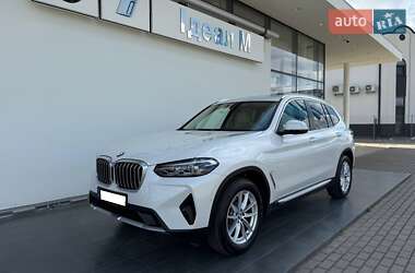 Внедорожник / Кроссовер BMW X3 2021 в Ужгороде