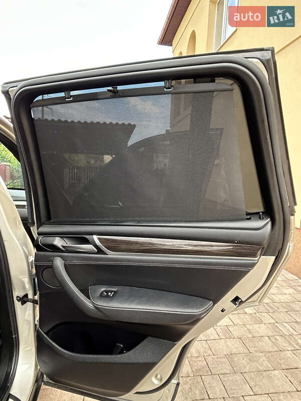 Внедорожник / Кроссовер BMW X3 2014 в Калуше