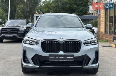 Позашляховик / Кросовер BMW X3 2022 в 