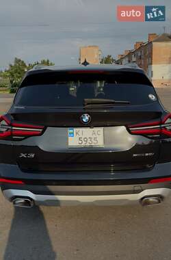 Позашляховик / Кросовер BMW X3 2023 в 