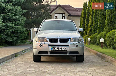 Внедорожник / Кроссовер BMW X3 2004 в Сарнах