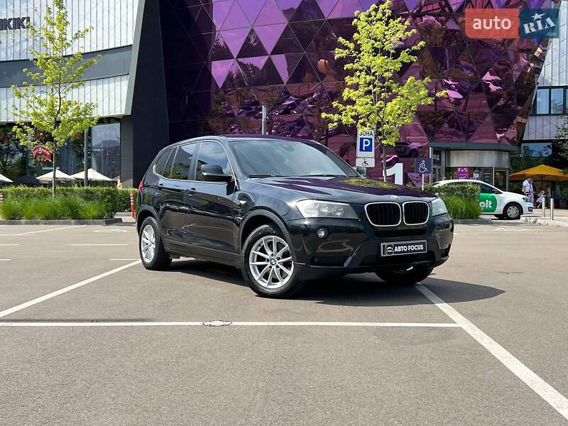 Внедорожник / Кроссовер BMW X3 2013 в 
