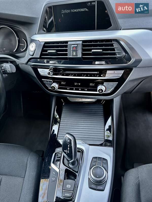 Внедорожник / Кроссовер BMW X3 2019 в Харькове