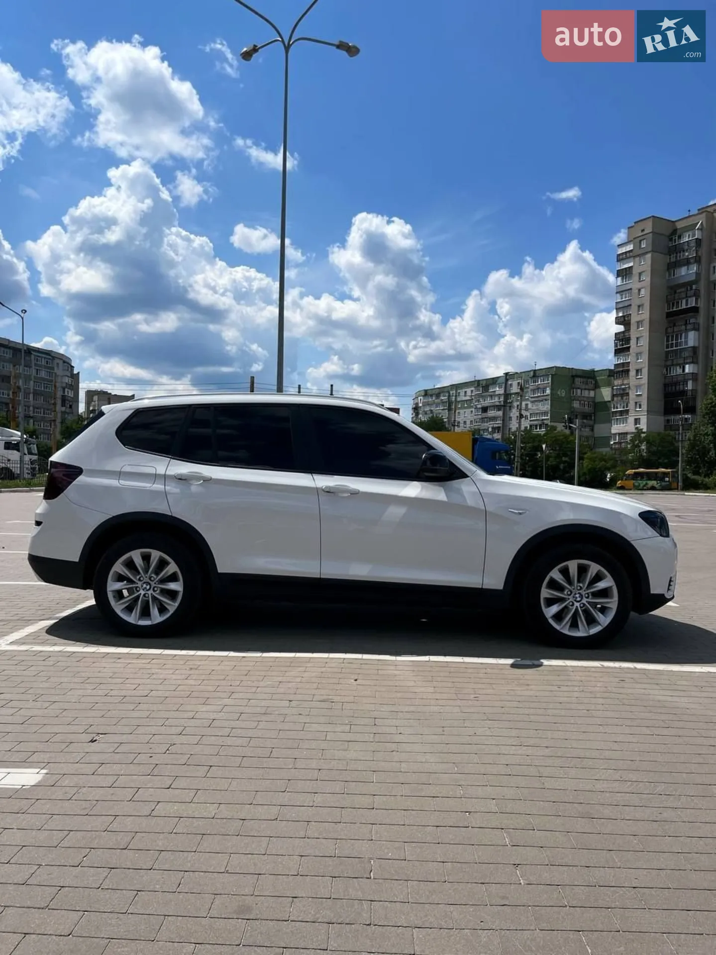 2017 BMW X3 - мініатюра 2