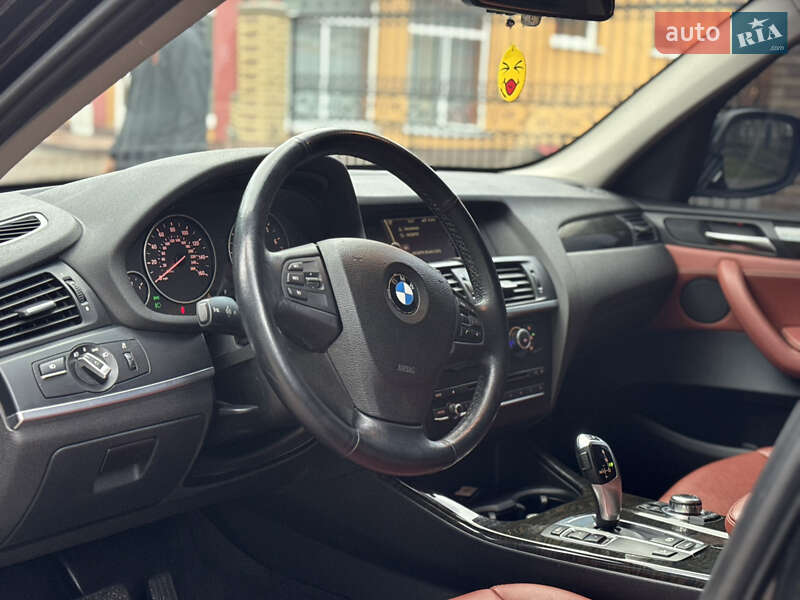 Внедорожник / Кроссовер BMW X3 2013 в Лубнах