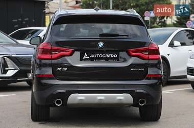 Внедорожник / Кроссовер BMW X3 2018 в 