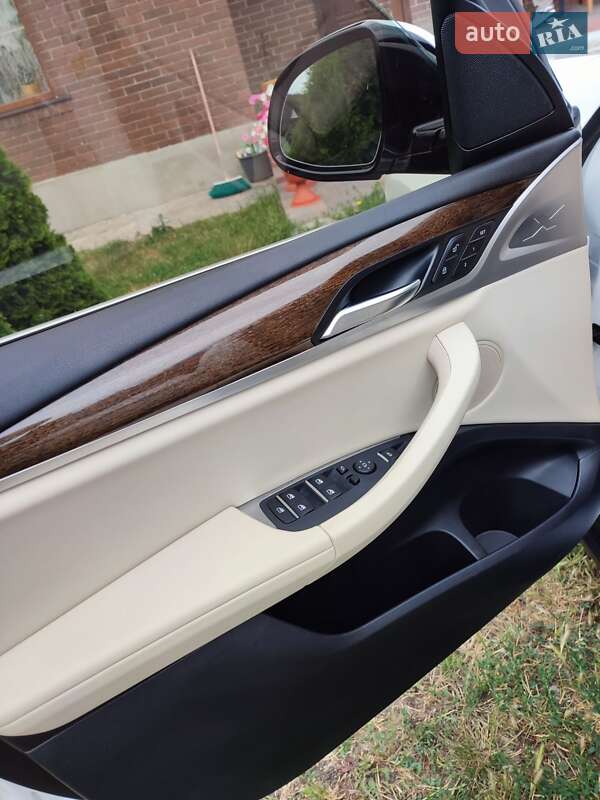 Внедорожник / Кроссовер BMW X3 2019 в Кропивницком