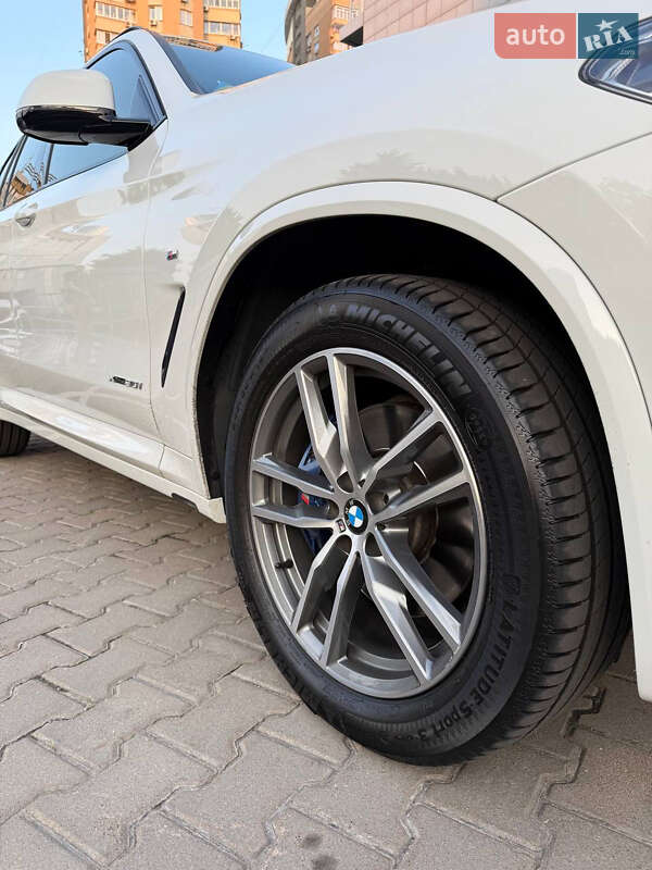 Внедорожник / Кроссовер BMW X3 2018 в Киеве