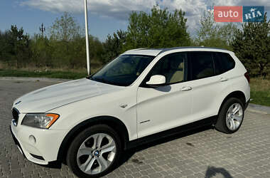Позашляховик / Кросовер BMW X3 2012 в 