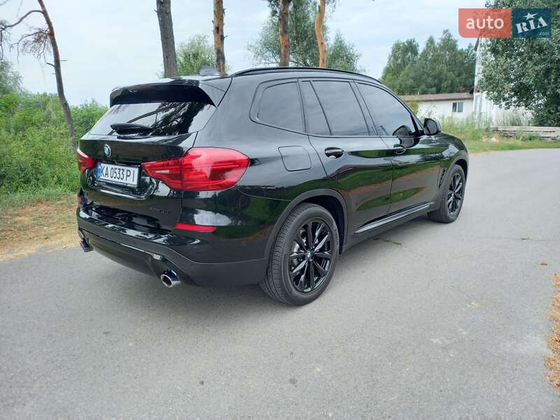 Внедорожник / Кроссовер BMW X3 2018 в Киеве