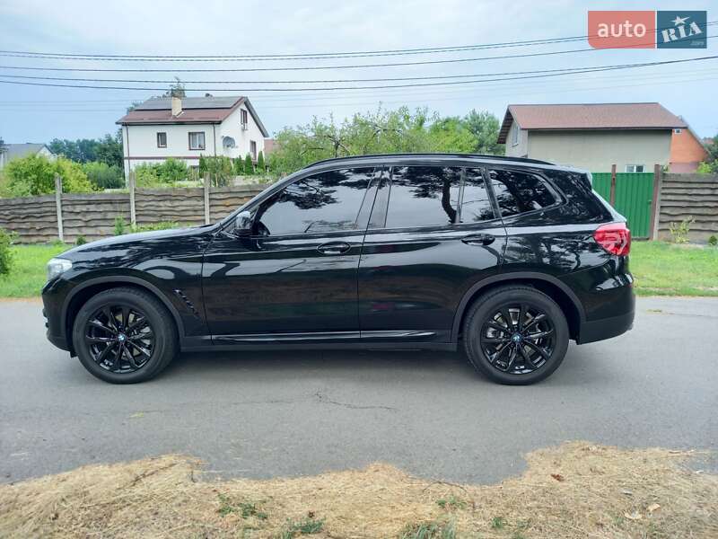 Внедорожник / Кроссовер BMW X3 2018 в Киеве