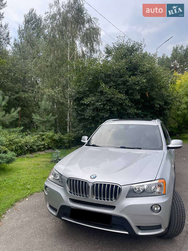 Позашляховик / Кросовер BMW X3 2013 в 