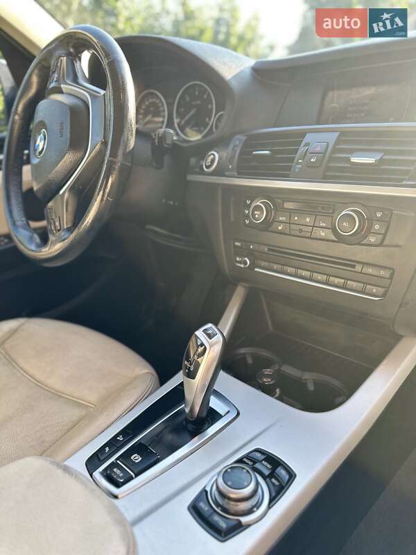 Внедорожник / Кроссовер BMW X3 2011 в Тересве