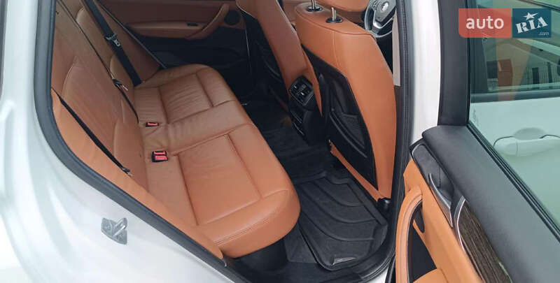 Внедорожник / Кроссовер BMW X3 2016 в Киеве