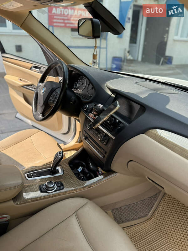 Внедорожник / Кроссовер BMW X3 2011 в Дунаевцах