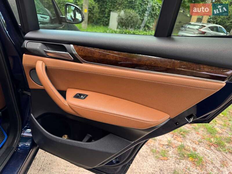 Внедорожник / Кроссовер BMW X3 2016 в Киеве