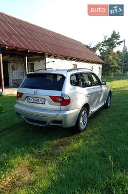 Внедорожник / Кроссовер BMW X3 2004 в 