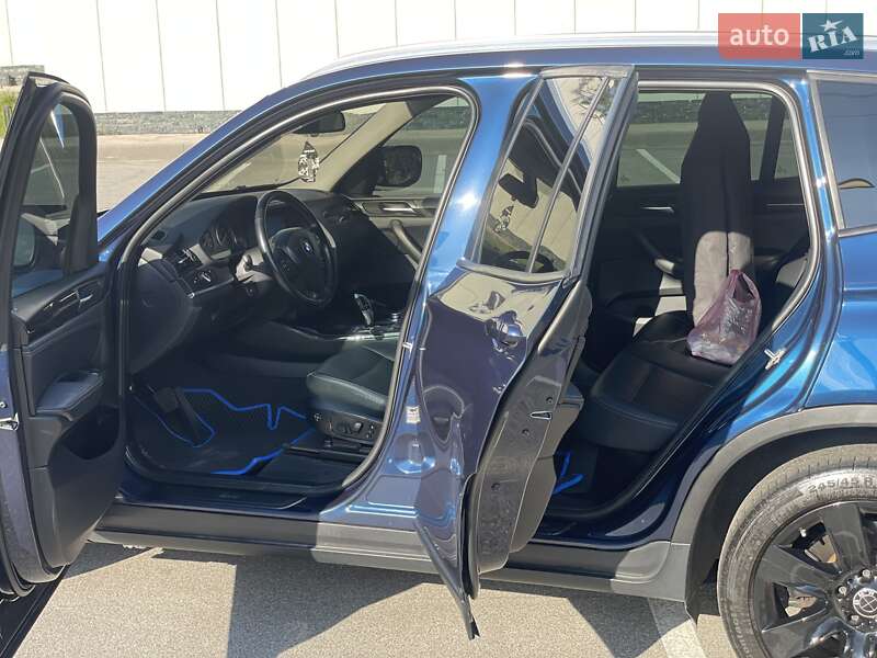 Внедорожник / Кроссовер BMW X3 2013 в Киеве