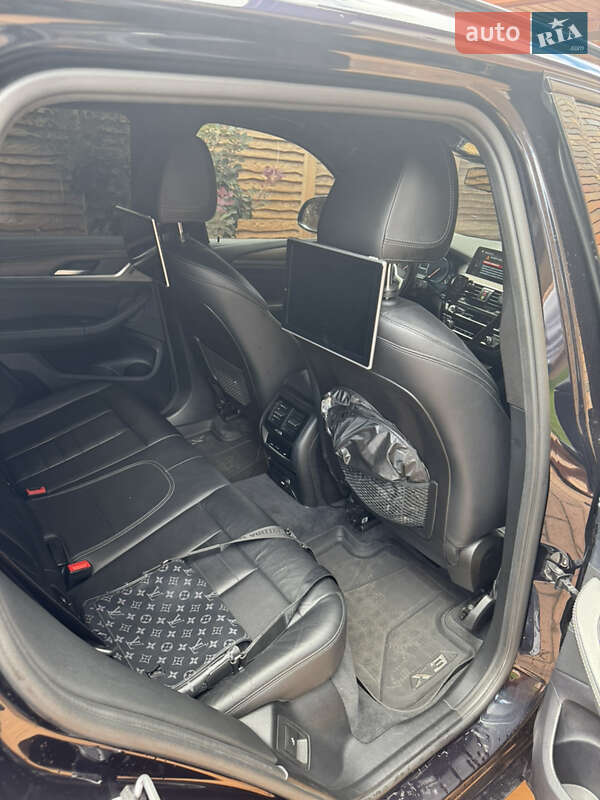 Позашляховик / Кросовер BMW X3 2018 в Києві фото 3 Позашляховик / Кросовер BMW X3 2018 в Києві