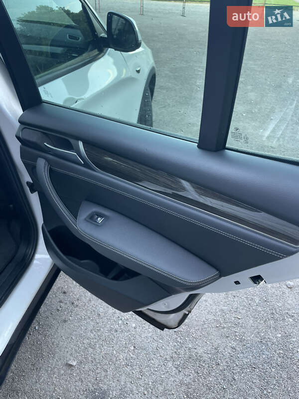 Внедорожник / Кроссовер BMW X3 2017 в Ровно