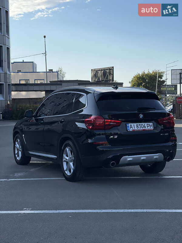 Внедорожник / Кроссовер BMW X3 2018 в Киеве