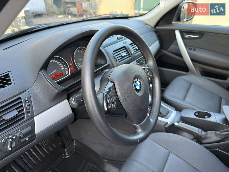Внедорожник / Кроссовер BMW X3 2010 в Ивано-Франковске