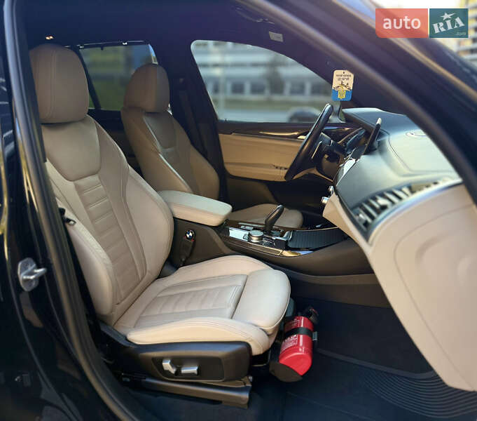 Внедорожник / Кроссовер BMW X3 2021 в Харькове