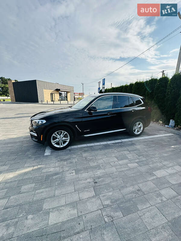 Внедорожник / Кроссовер BMW X3 2018 в Луцке