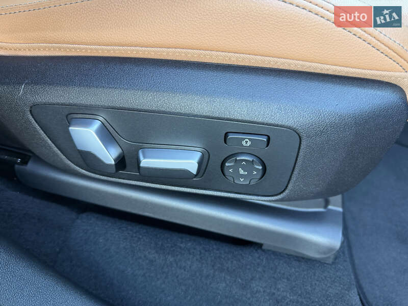 Внедорожник / Кроссовер BMW X3 2019 в Киеве