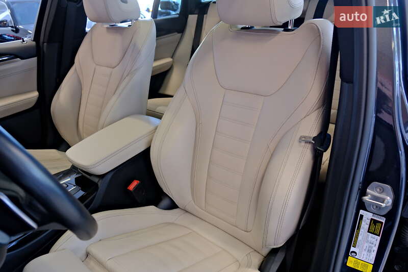 Внедорожник / Кроссовер BMW X3 2020 в Одессе