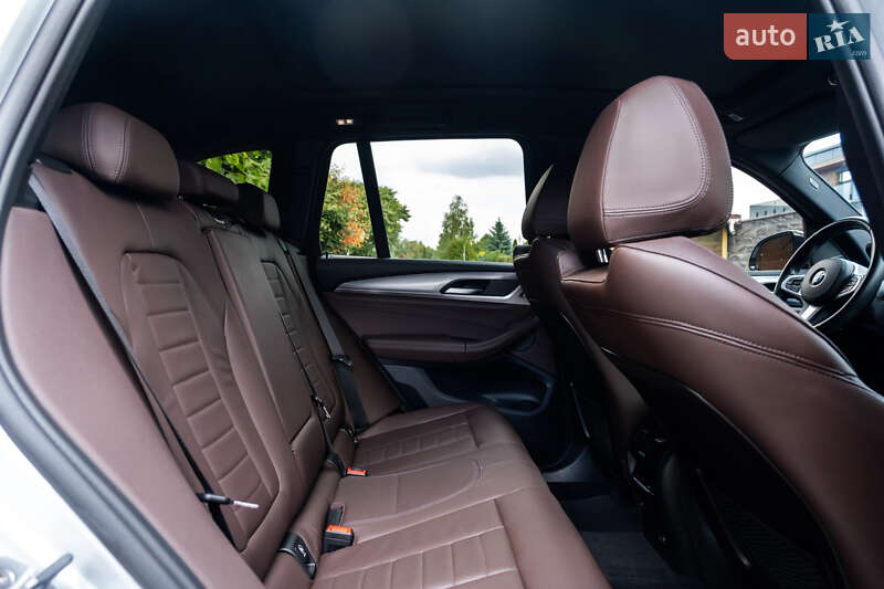 Внедорожник / Кроссовер BMW X3 2018 в Киеве