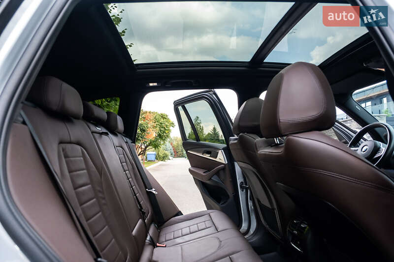 Внедорожник / Кроссовер BMW X3 2018 в Киеве